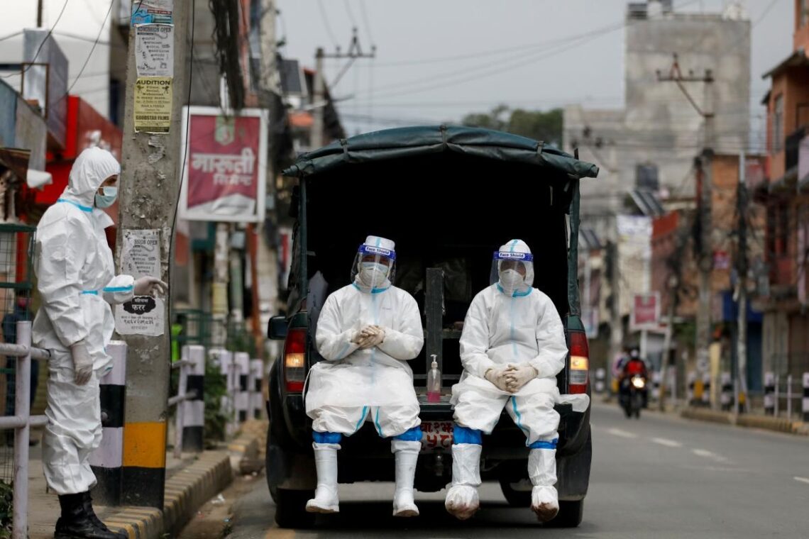 H παράνοια (που σημαίνει πειθαρχία) και η προετοιμασία (για κρίση και πόλεμο)